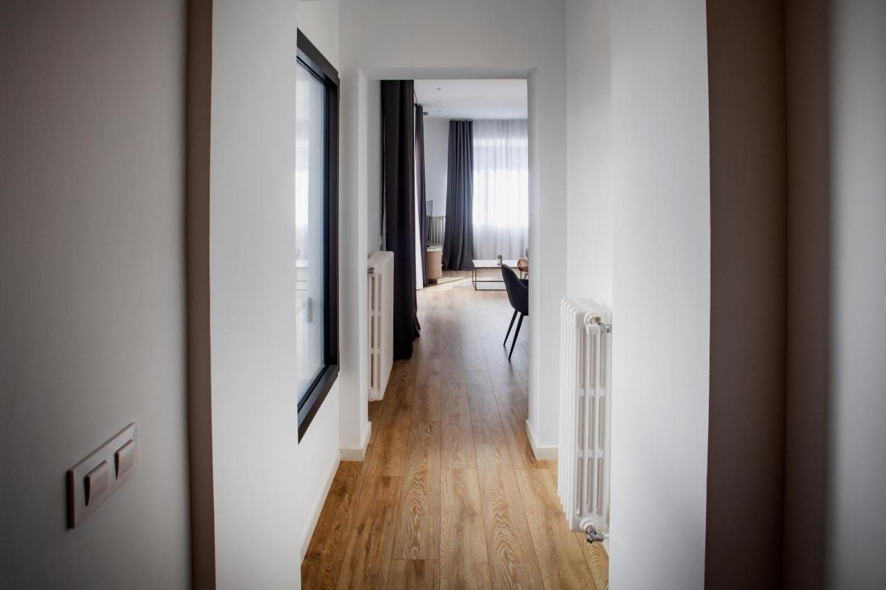 Nc Rambla 32 Apartment